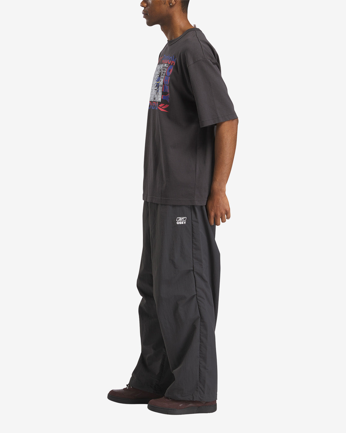 REEBOK x OBEY TRACK PANT WASHED BLACK (zoomed)