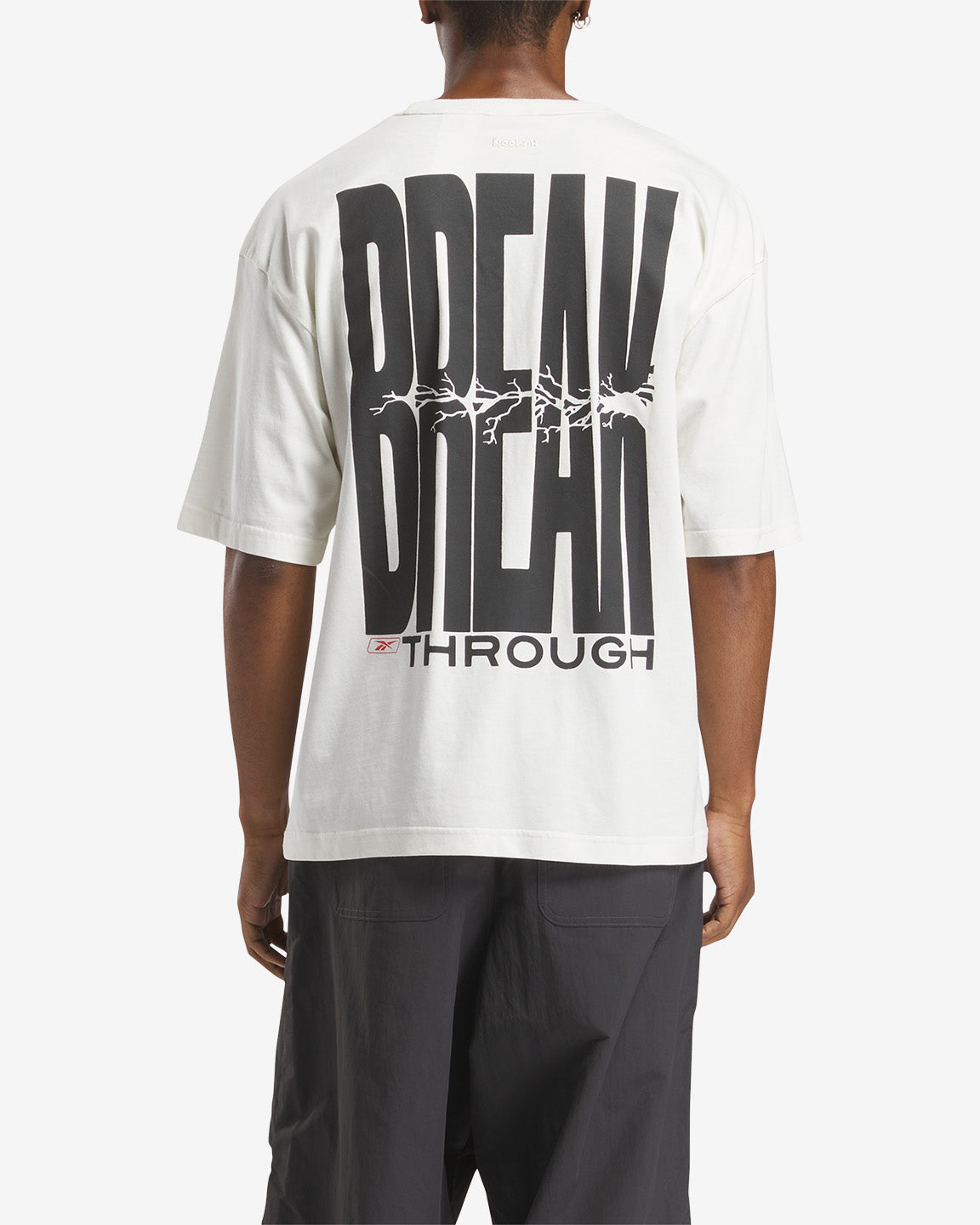 REEBOK x OBEY T-SHIRT CHALK (zoomed)