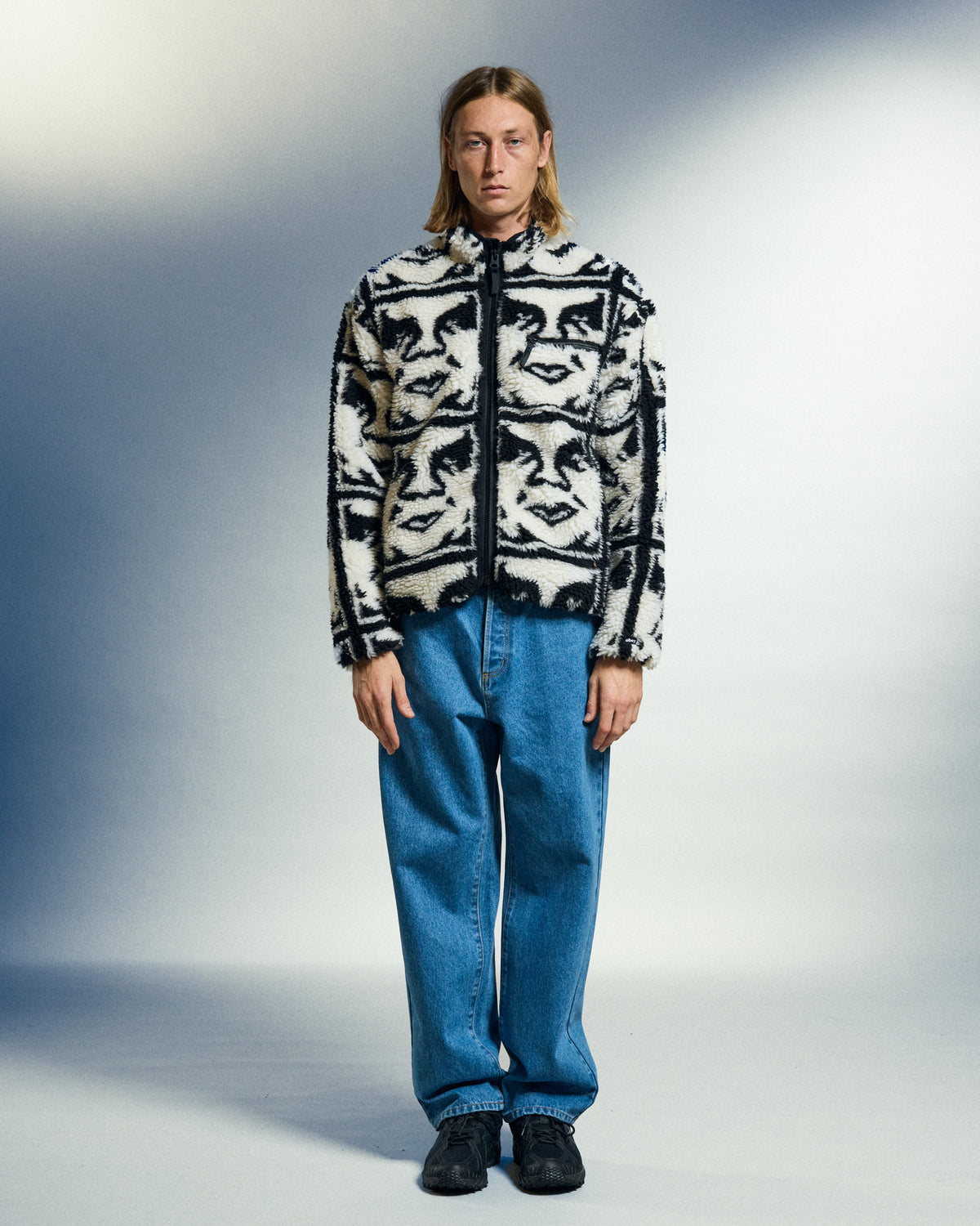 REPEATED ICON SHERPA