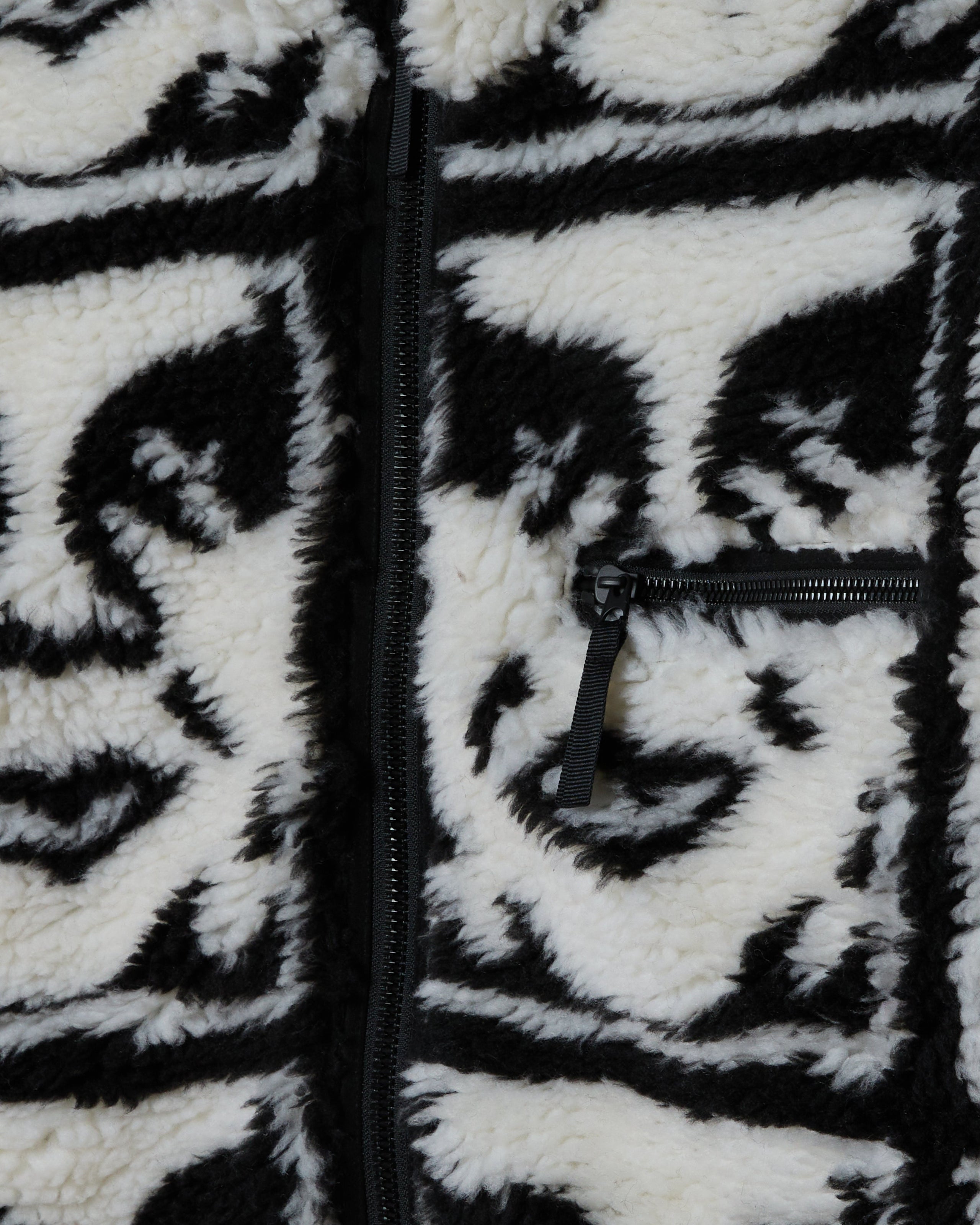 REPEATED ICON SHERPA (zoomed)