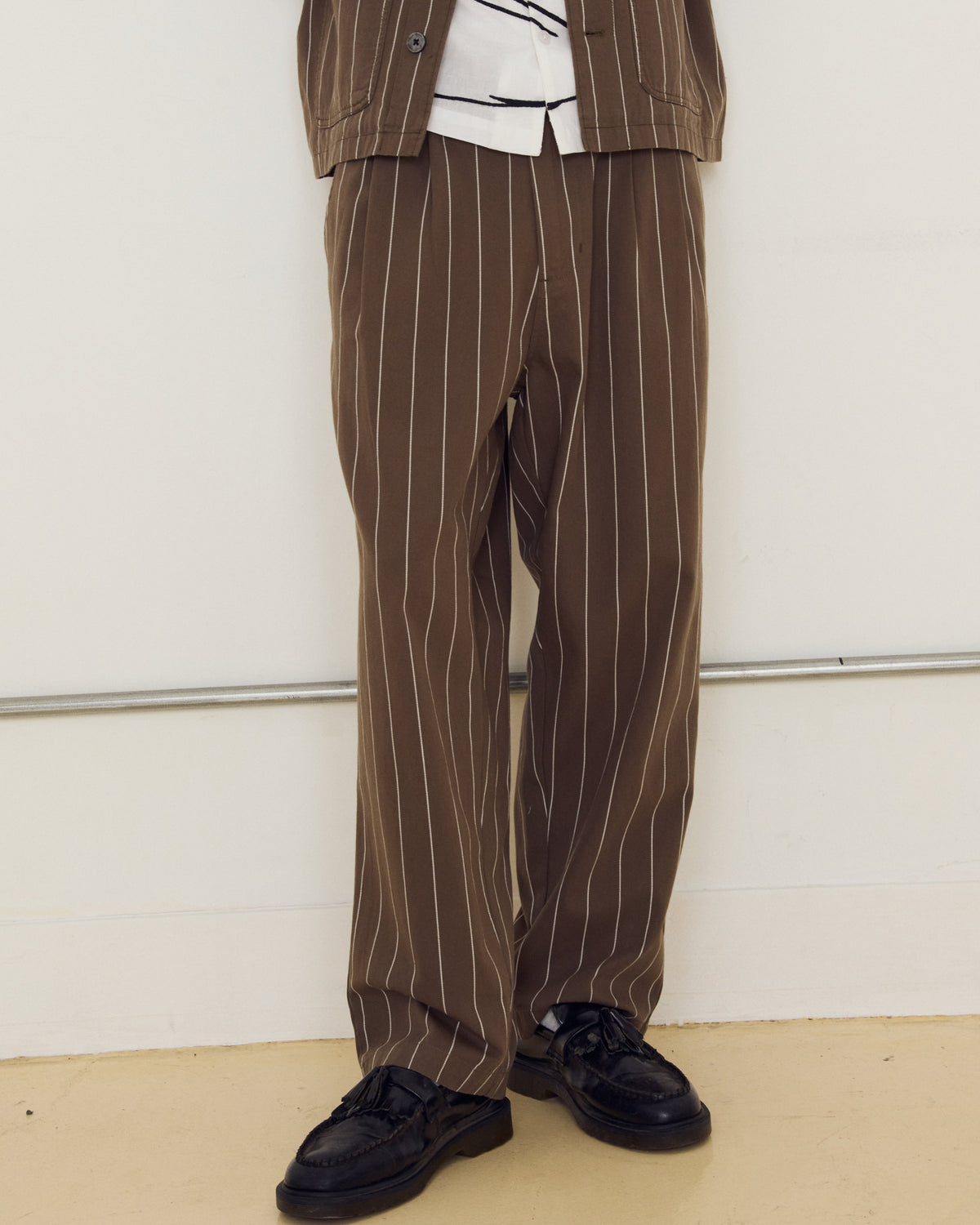 obey-foster-pleated-stripe-pant-canteen-multi