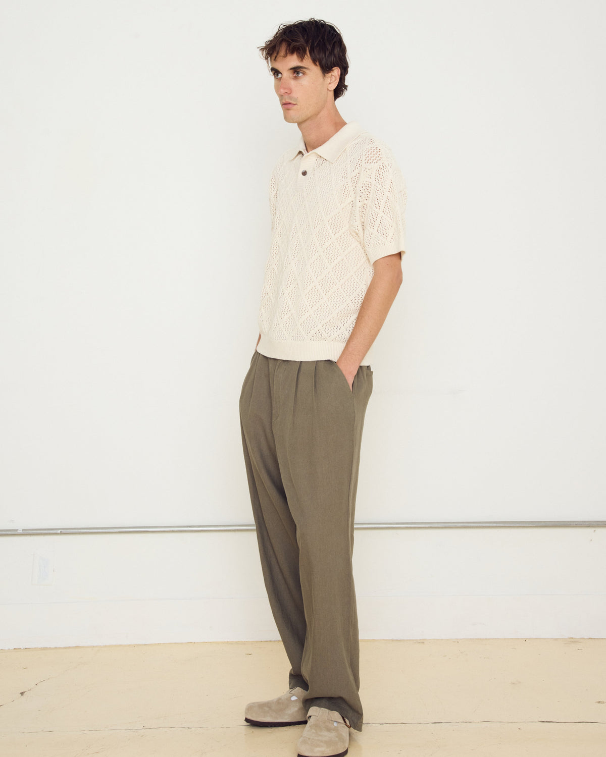 obey-foster-pleated-linen-pant-smokey-olive