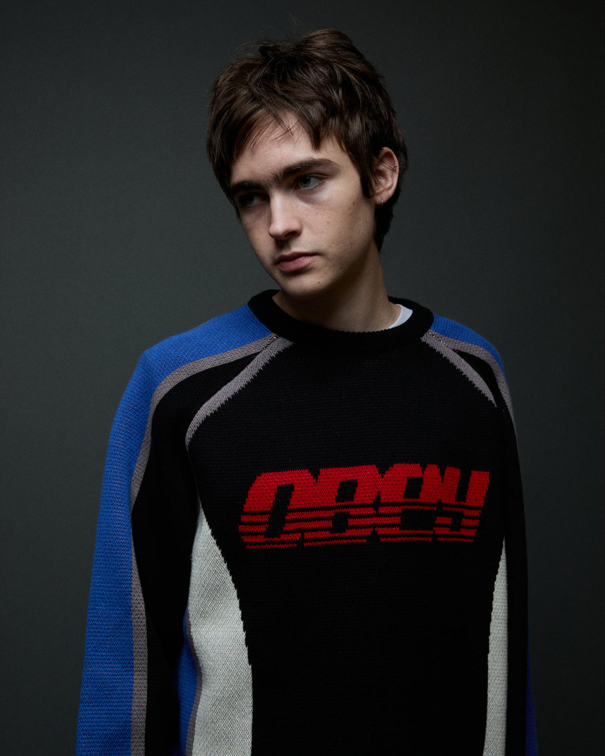 obey-estadio-sweater-black-multi