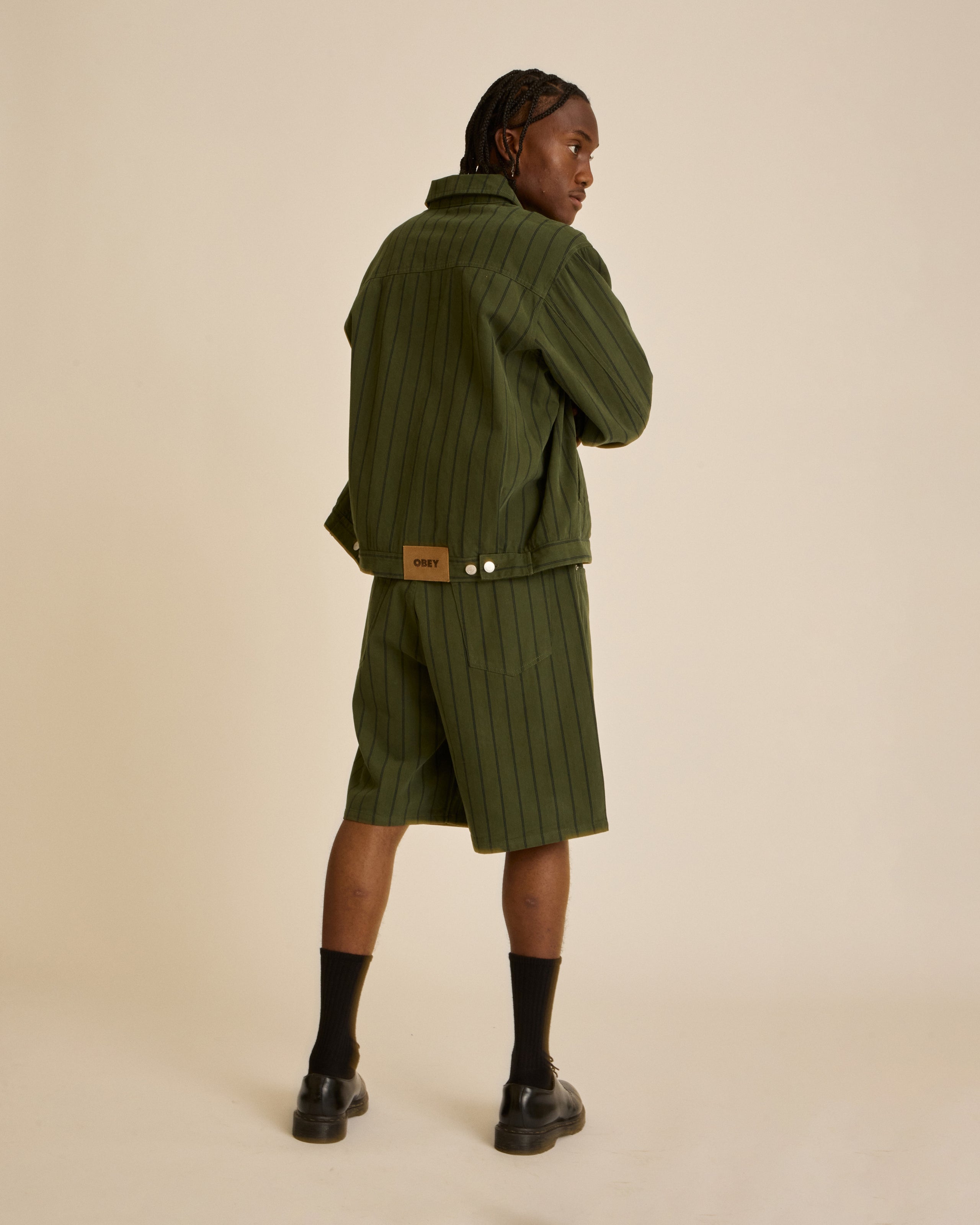 STRIPE BAGGY DENIM SHORT (zoomed)