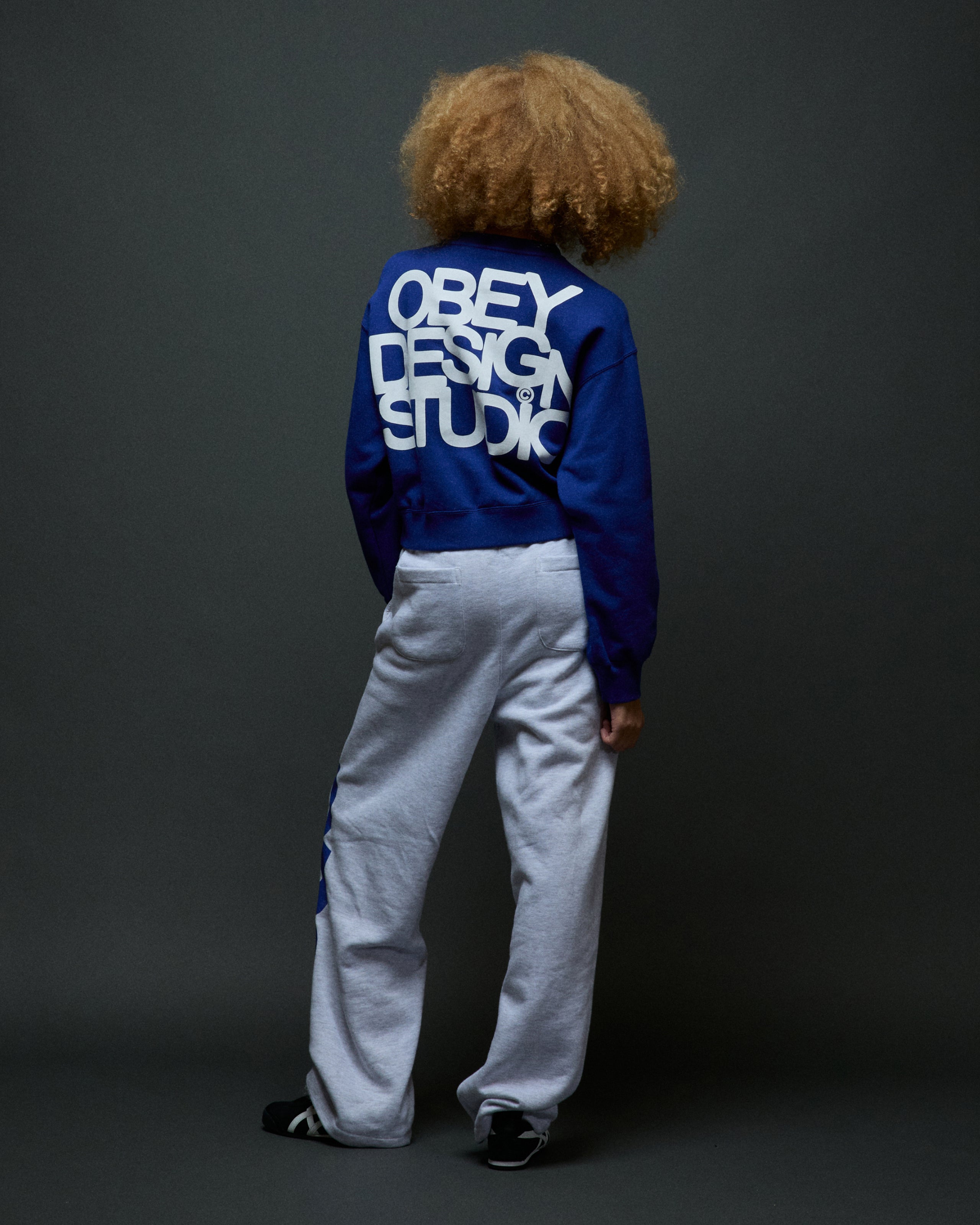 obey-design-studio-cropped-crewneck-mazarine-blue (zoomed)