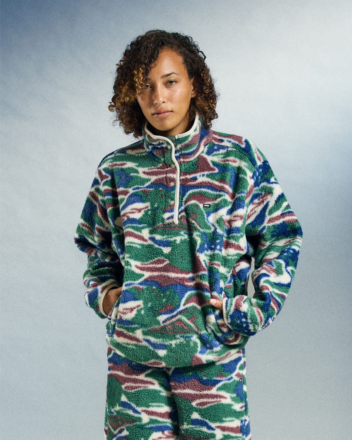 obey-pastures-mock-neck-pullover-green-multi