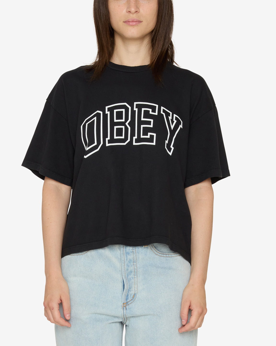obey-collegiate-obey-raegan-t-shirt-black (zoomed)