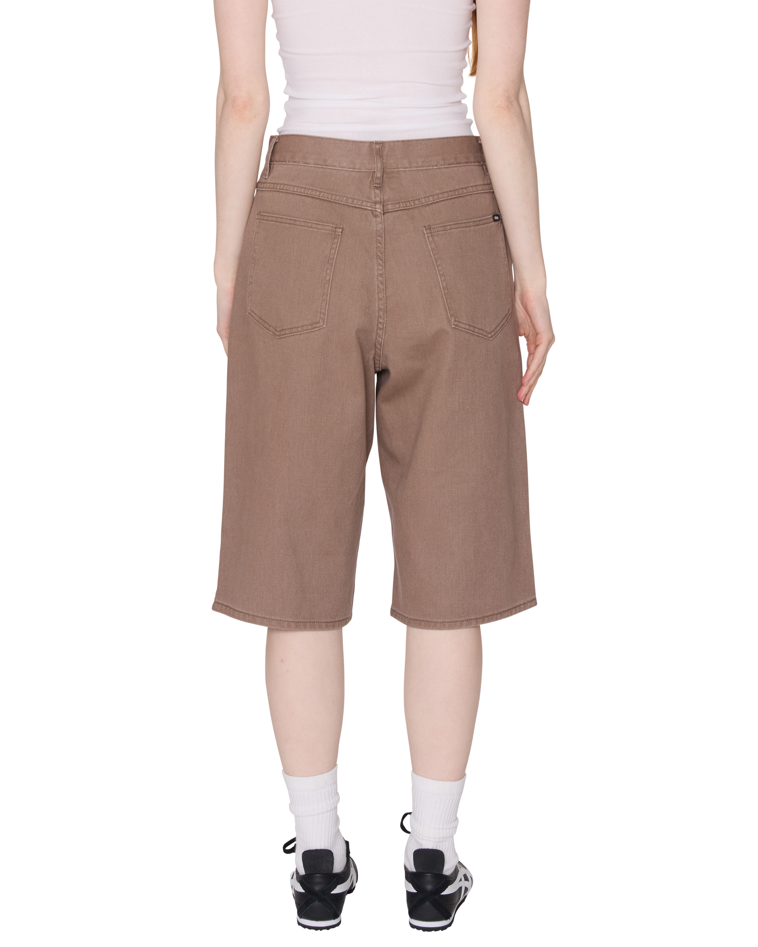 obey-karina-long-denim-short-walnut (zoomed)