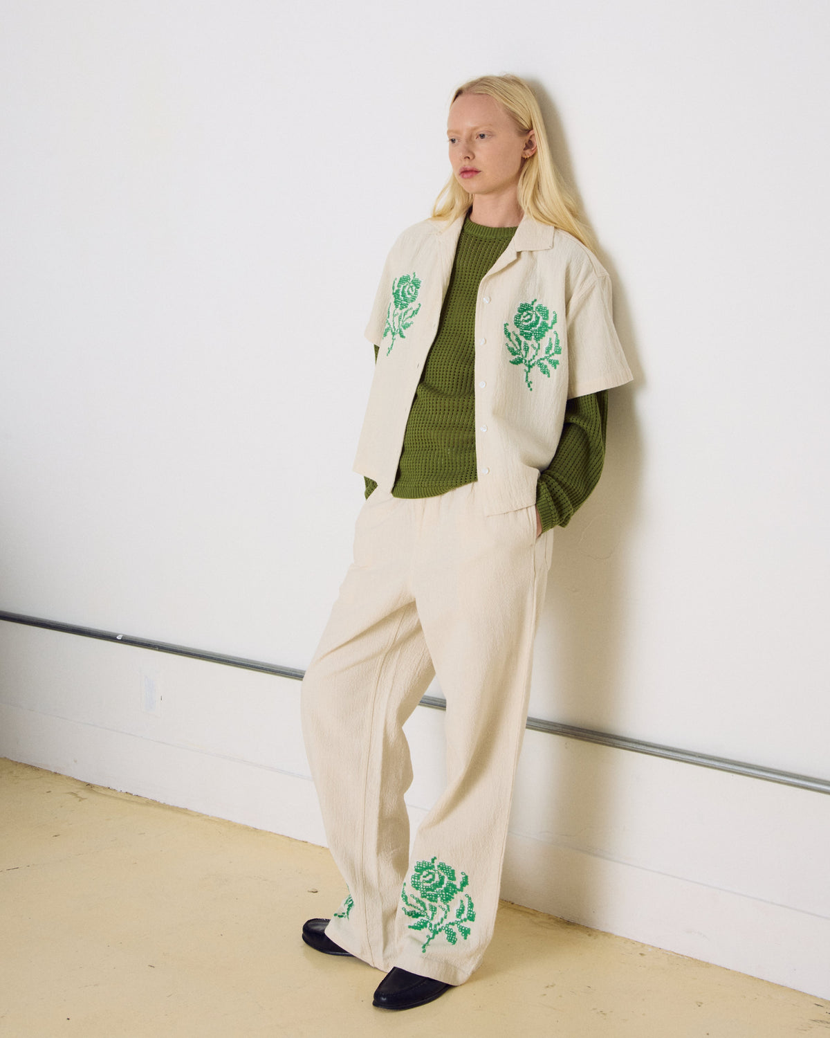 obey-roses-embellished-ss-shirt-natural