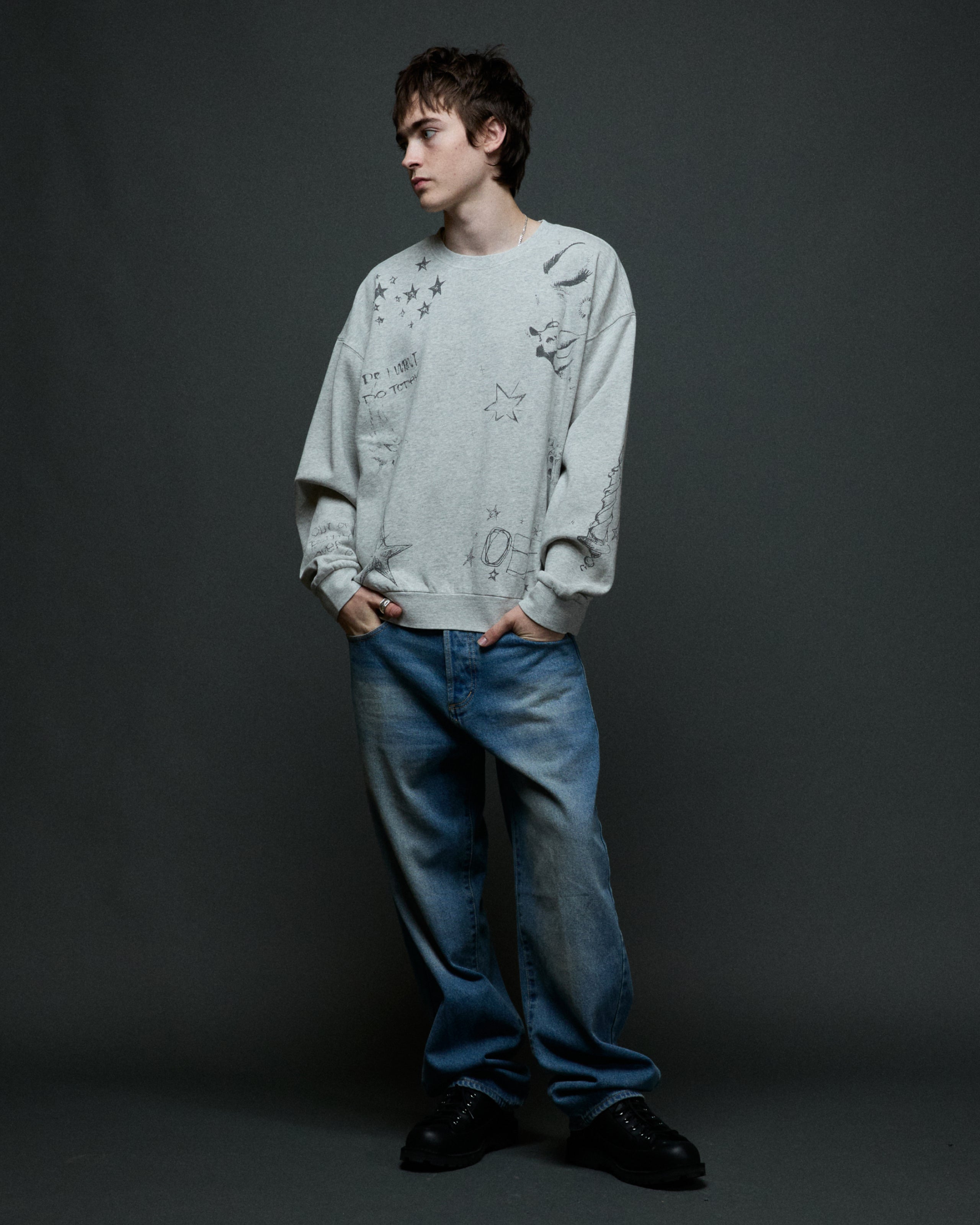 obey-dreams-crewneck-dusty-ash-grey (zoomed)
