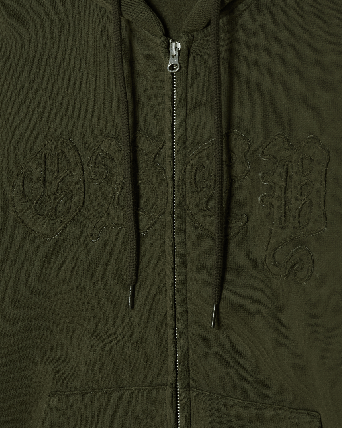 GOTHIC ZIP HOOD (zoomed)