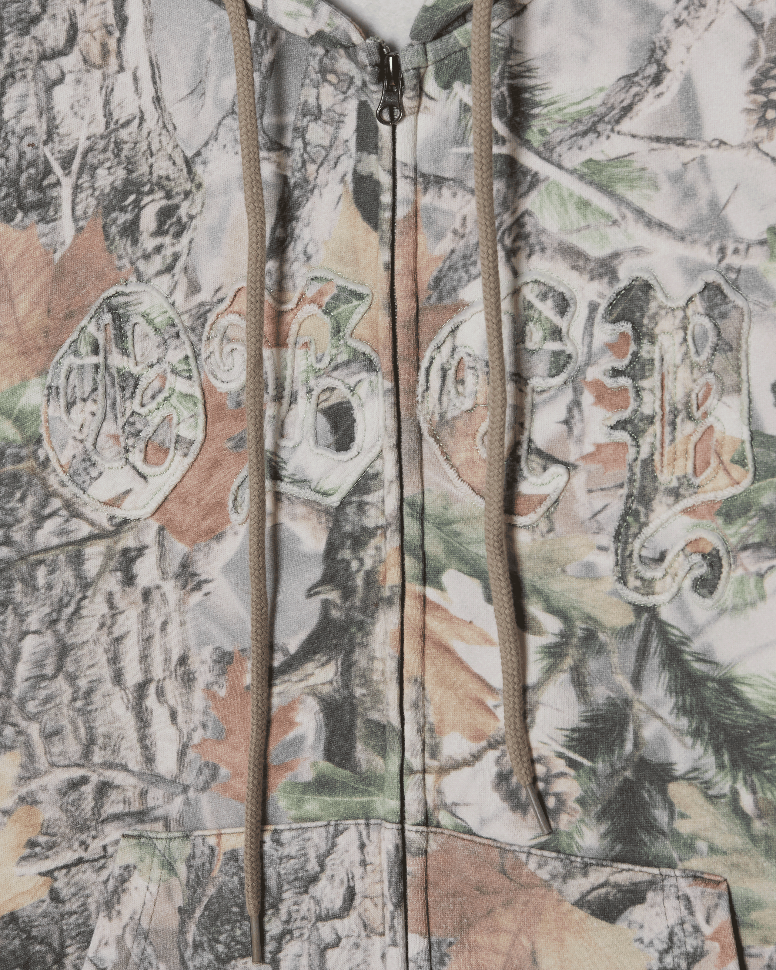 obey-gothic-zip-hood-dusty-vintage-wood-camo (zoomed)