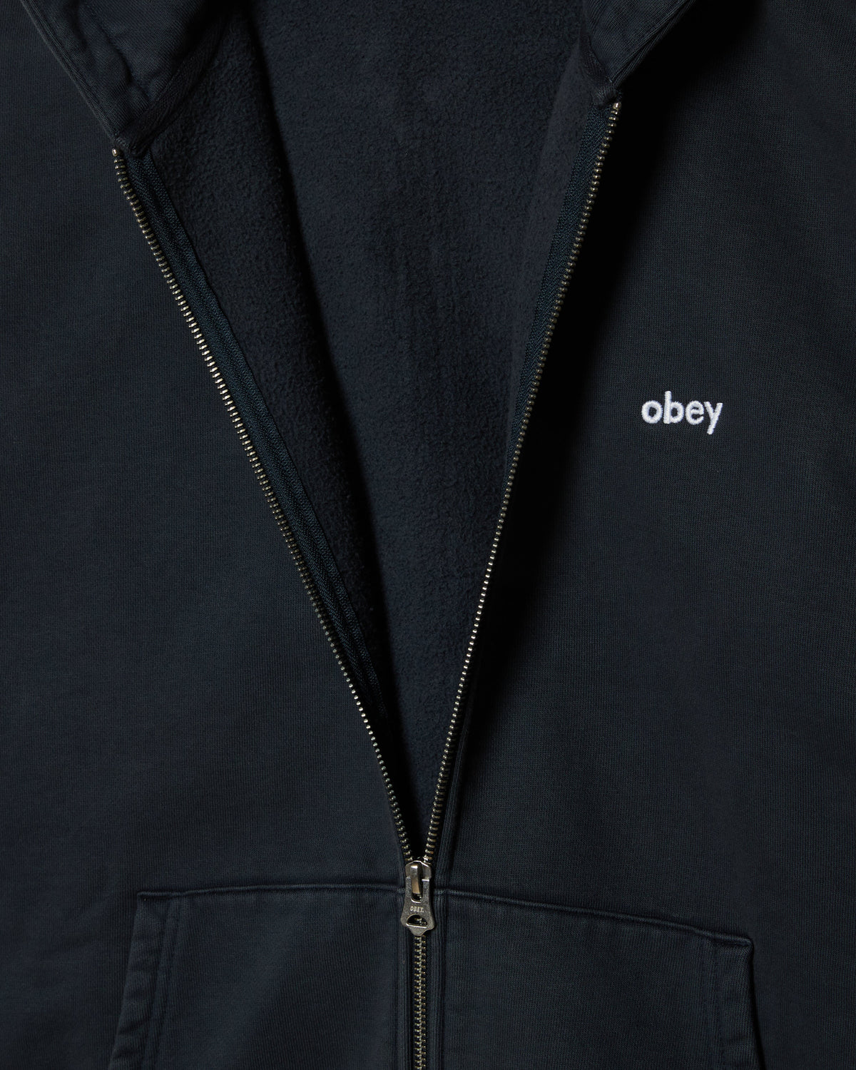 LOWERCASE PIGMENT ZIP HOOD