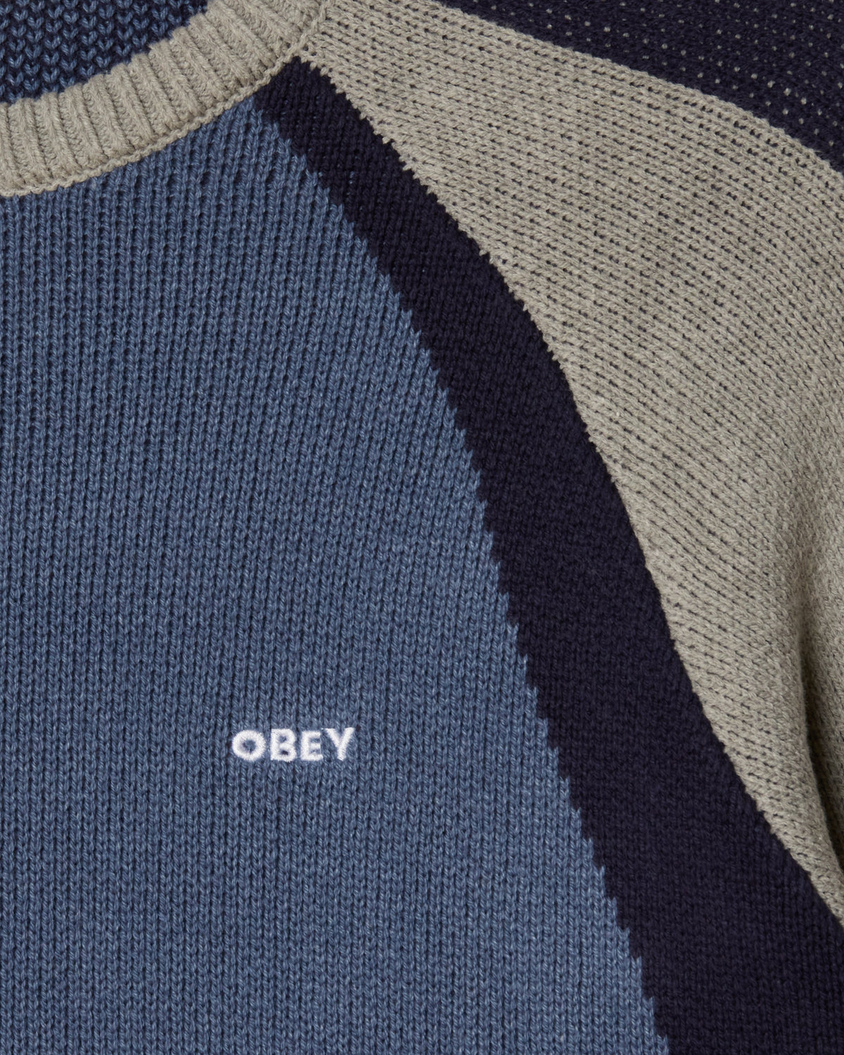 RAGLAN CREW NECK SWEATER