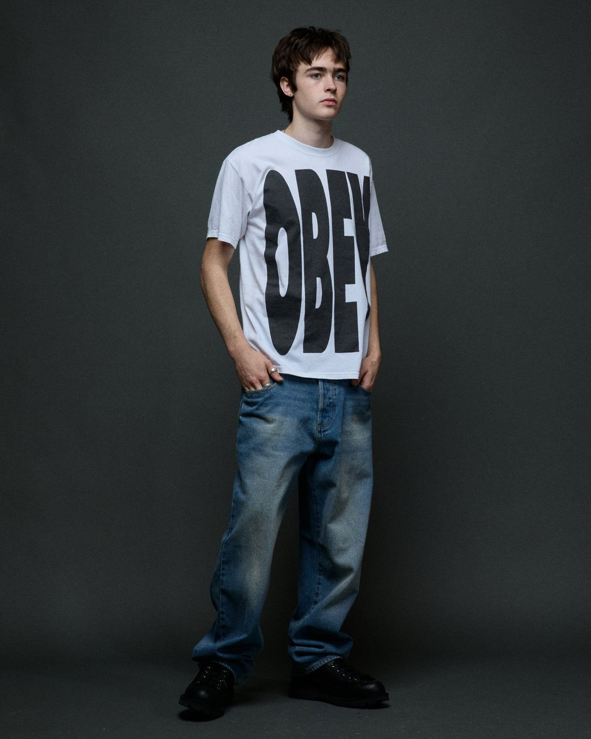 obey-extended-oversized-t-shirt-white