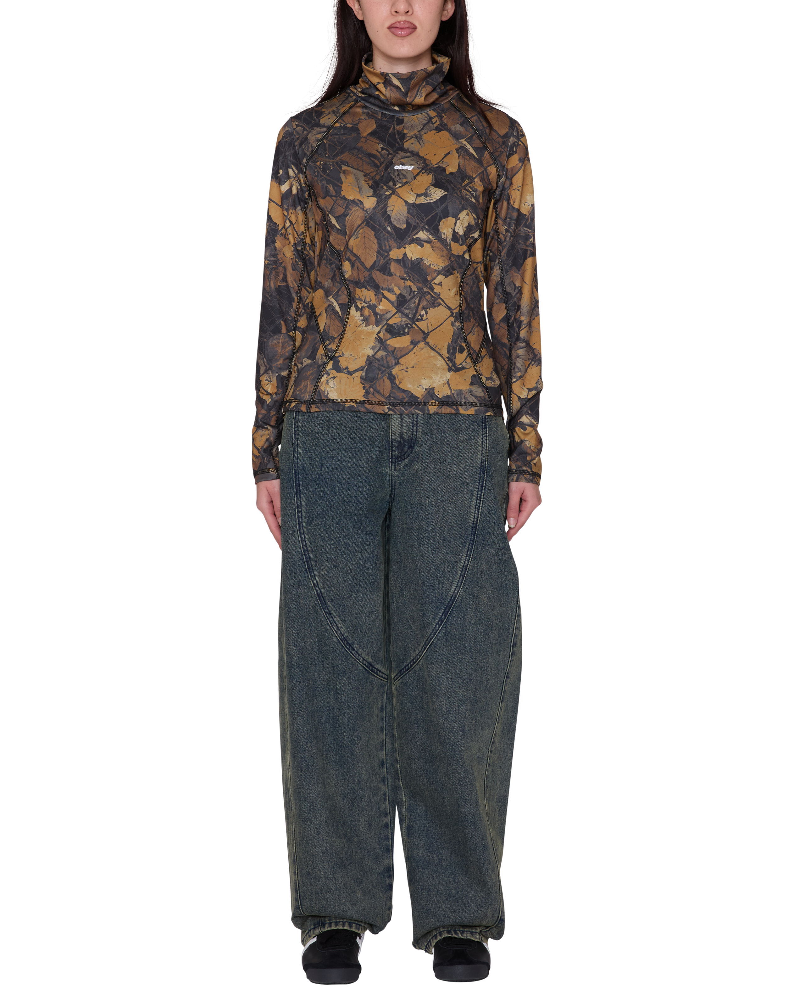 obey-nalia-turtle-neck-dark-fence-camo (zoomed)