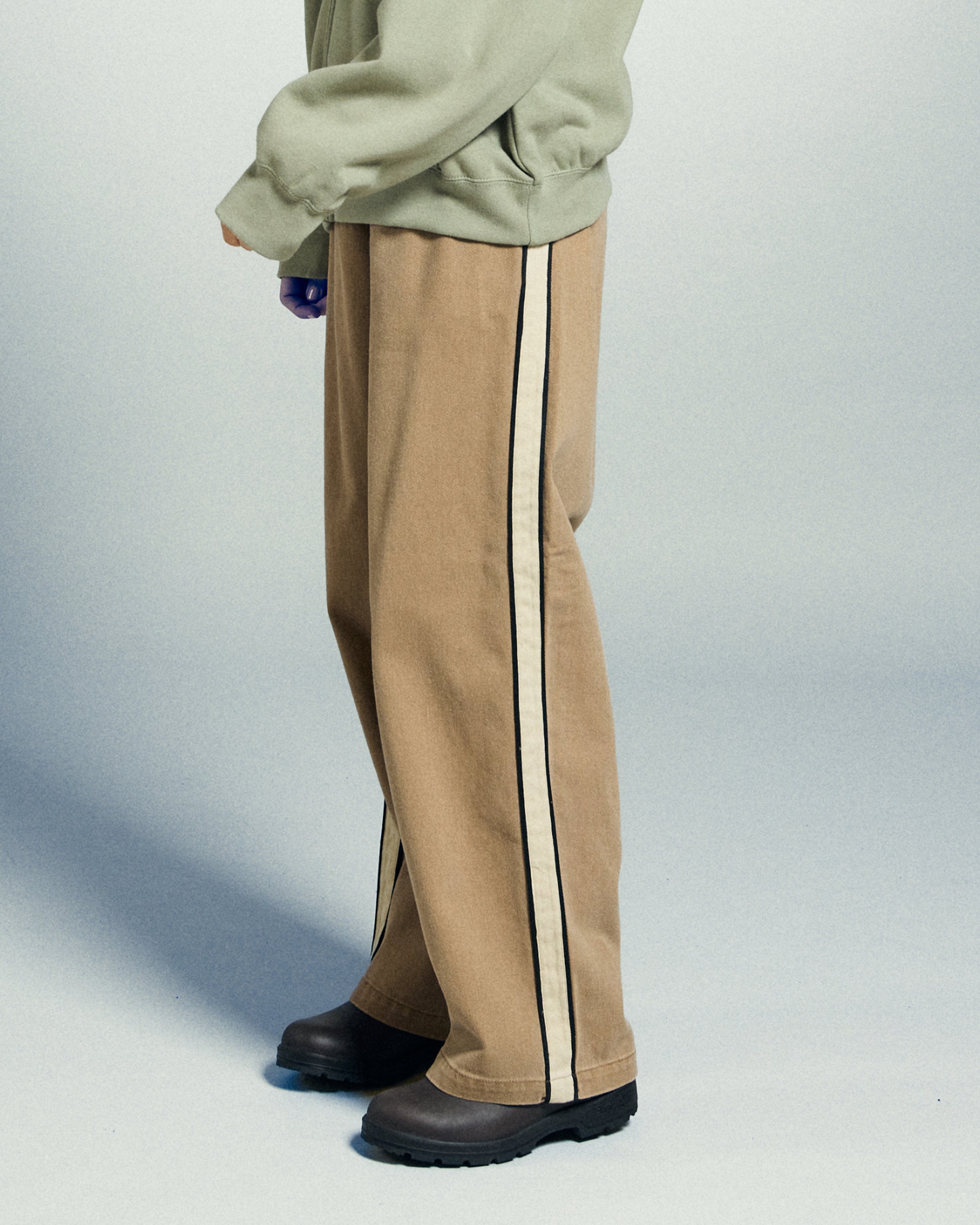 ASTRID SIDE STRIPE PANT
