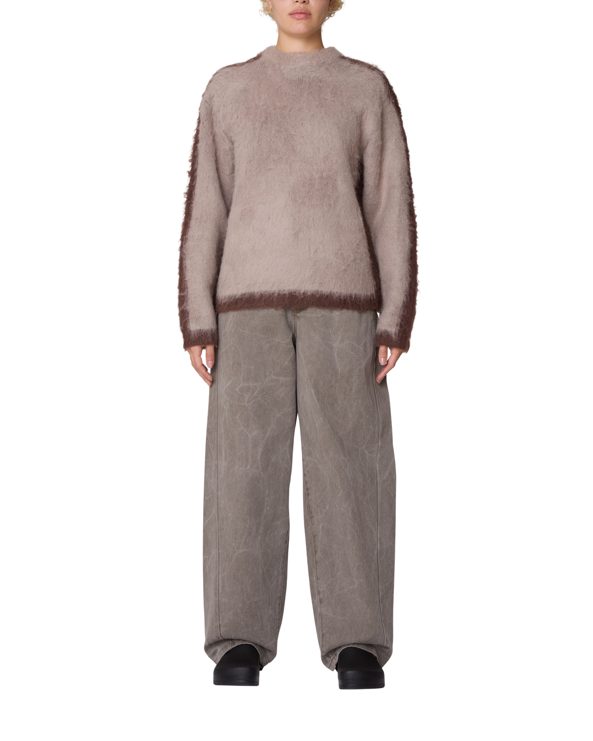 AURA CREW SWEATER