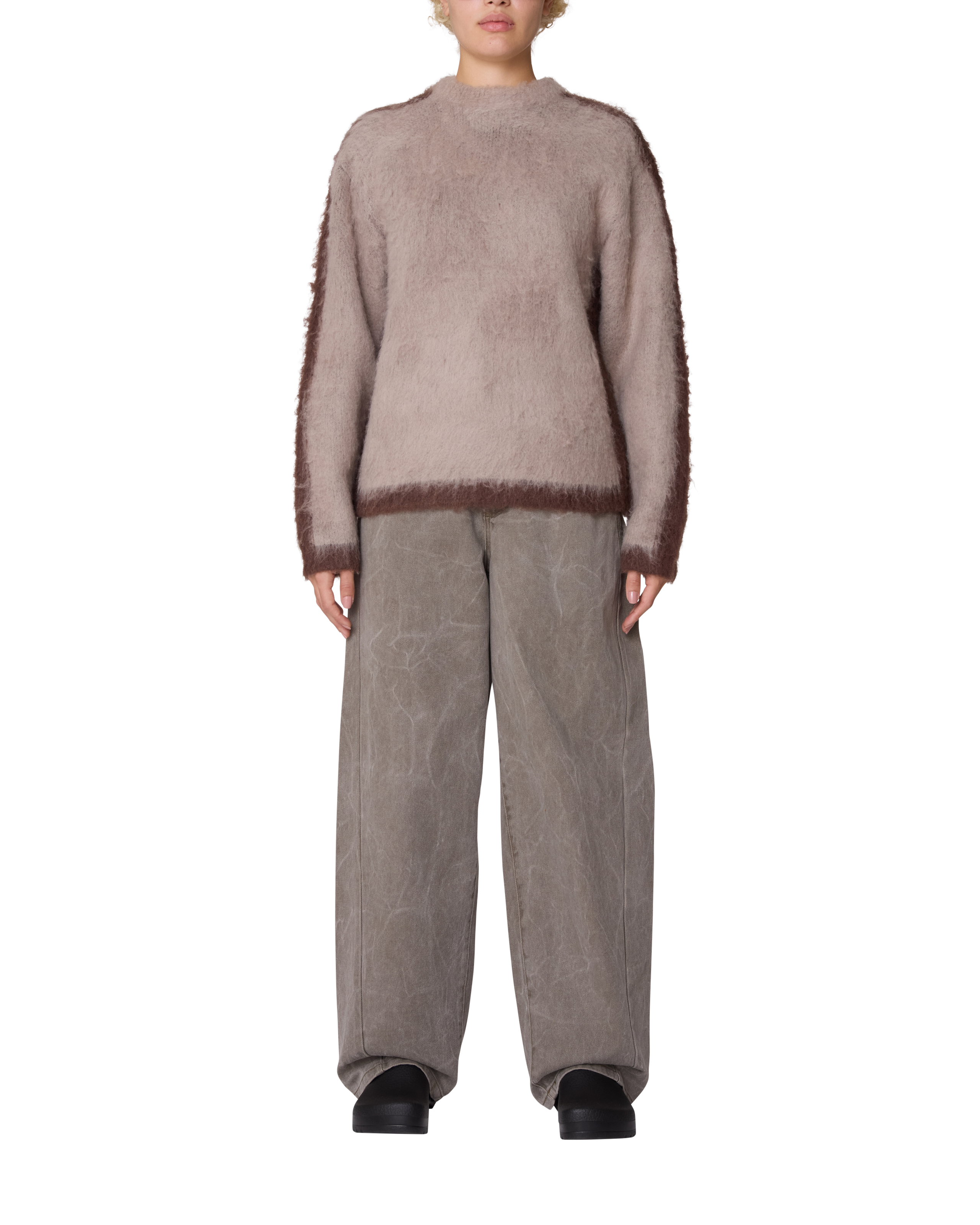 AURA CREW SWEATER