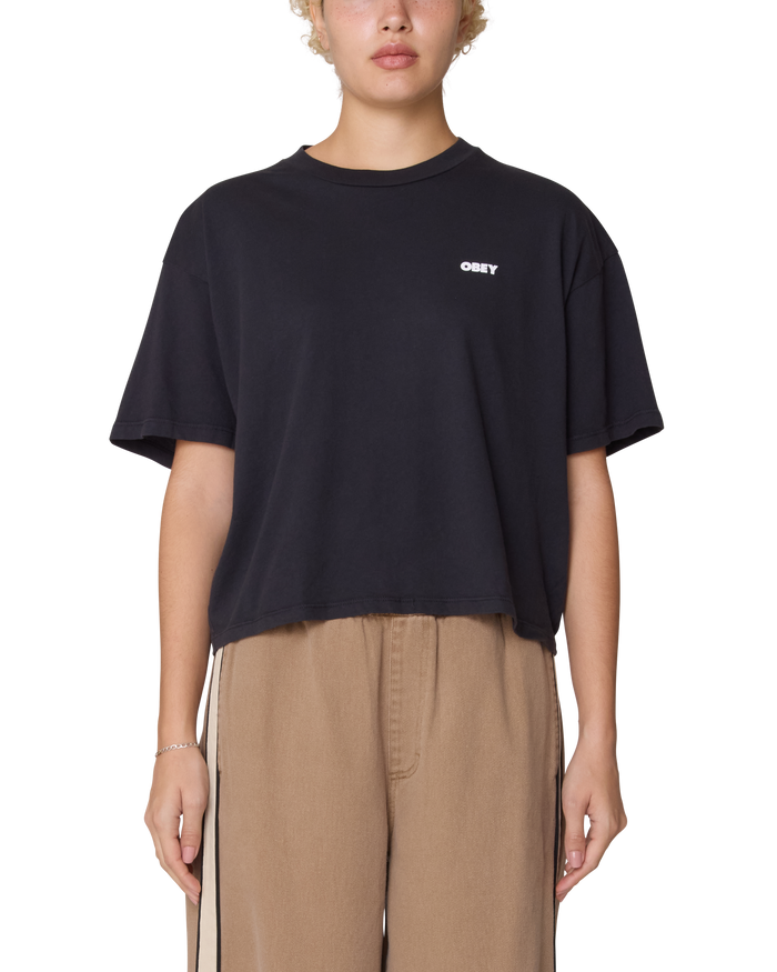 ART STUDIO FLOWERS ROW T-SHIRT