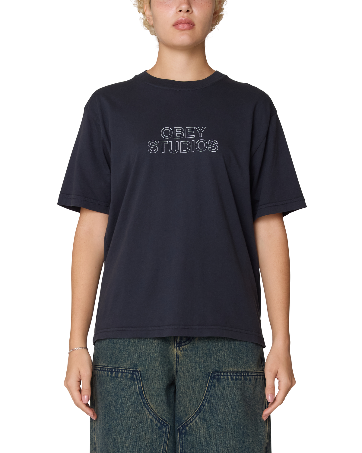 obey-studios-outline-michelle-t-shirt-black (zoomed)
