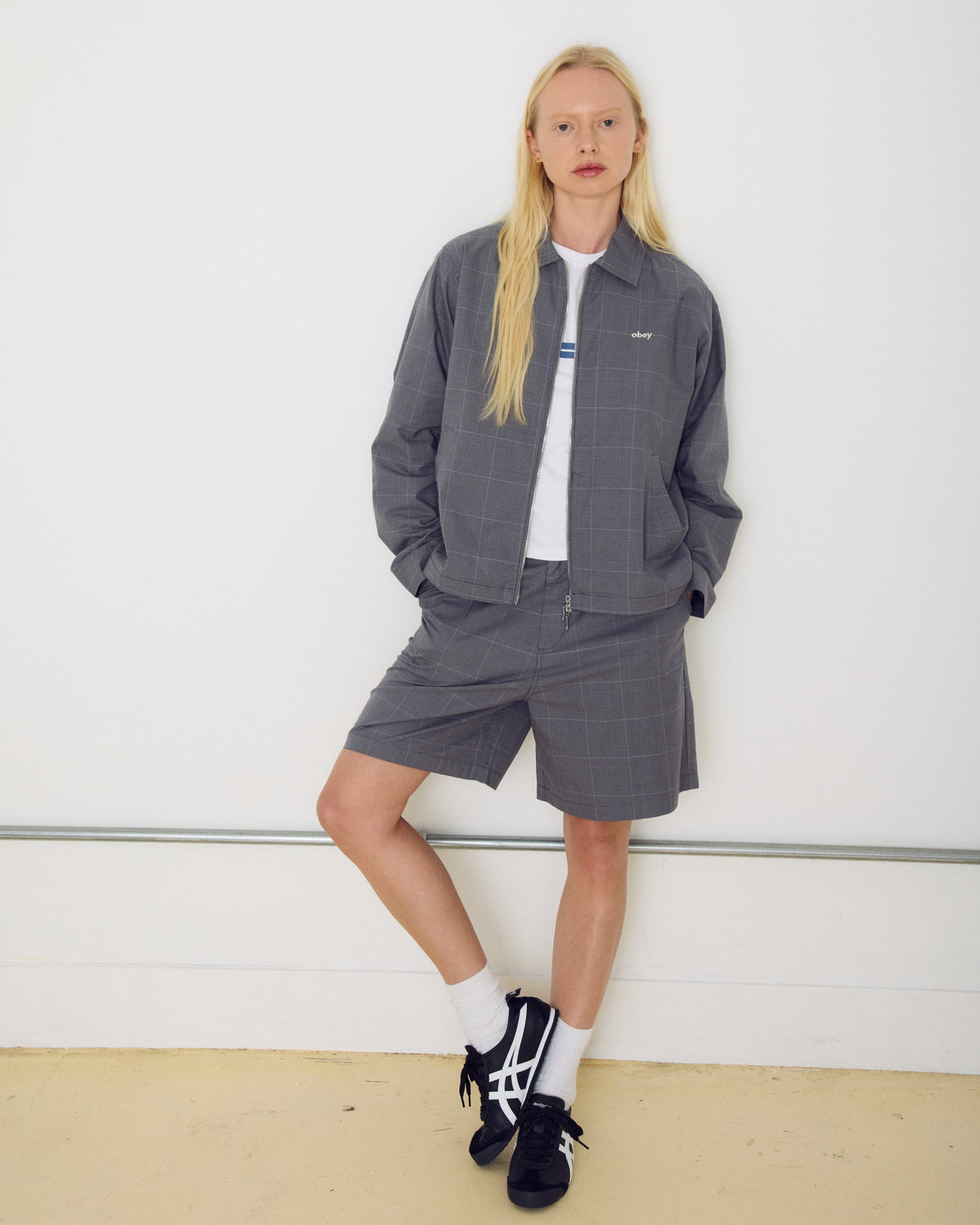 obey-olivia-plaid-short-grey-plaid