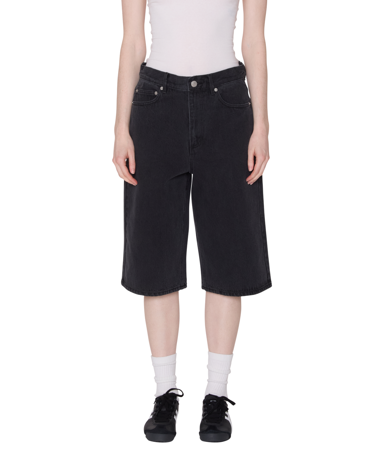 obey-karina-long-denim-short-washed-black