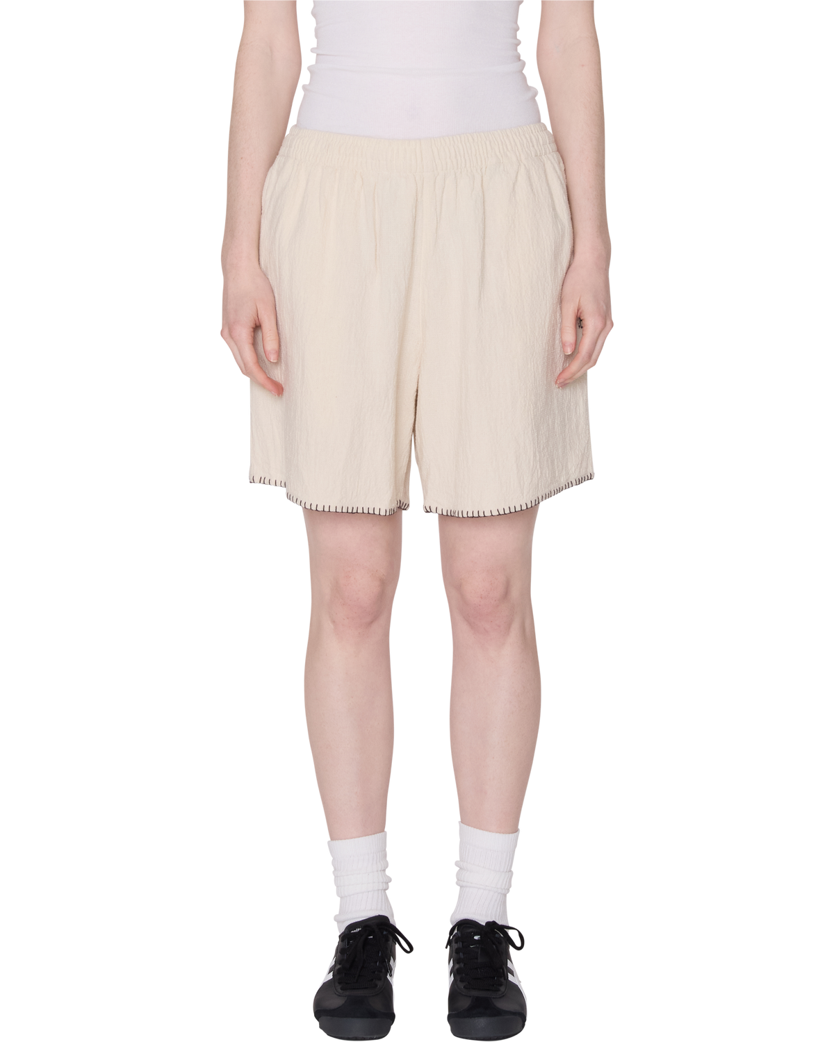 obey-edith-short-natural