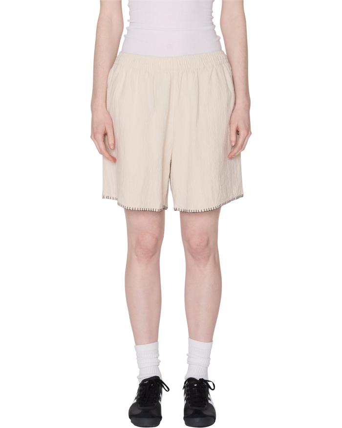 obey-edith-short-natural