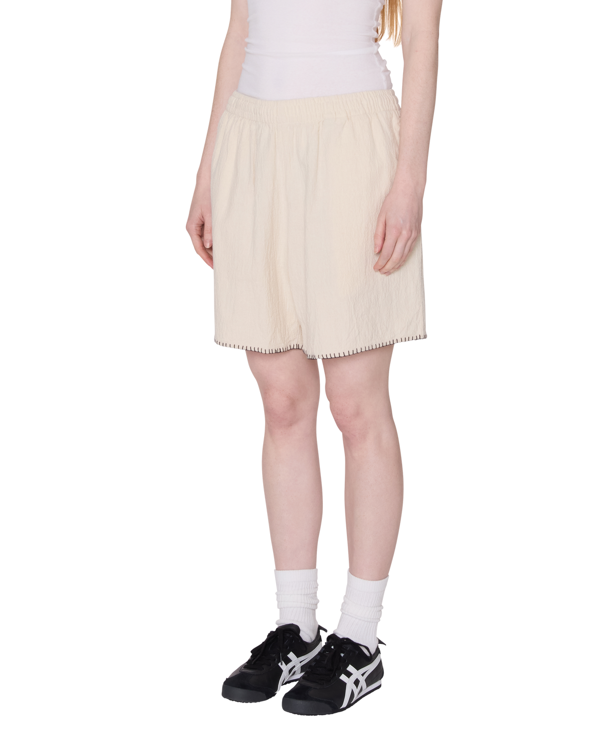 obey-edith-short-natural