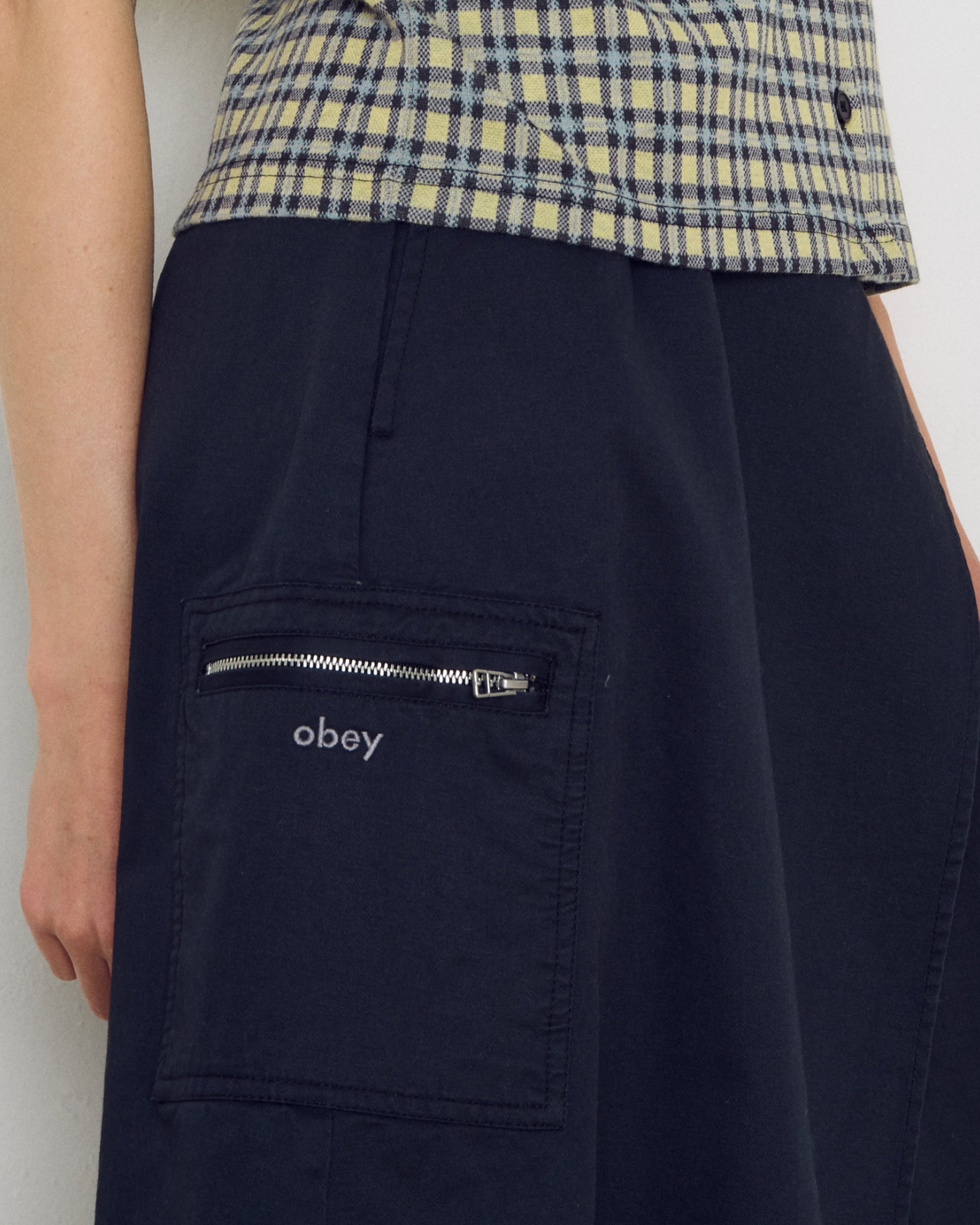 obey-arena-wrap-skirt-black (zoomed)